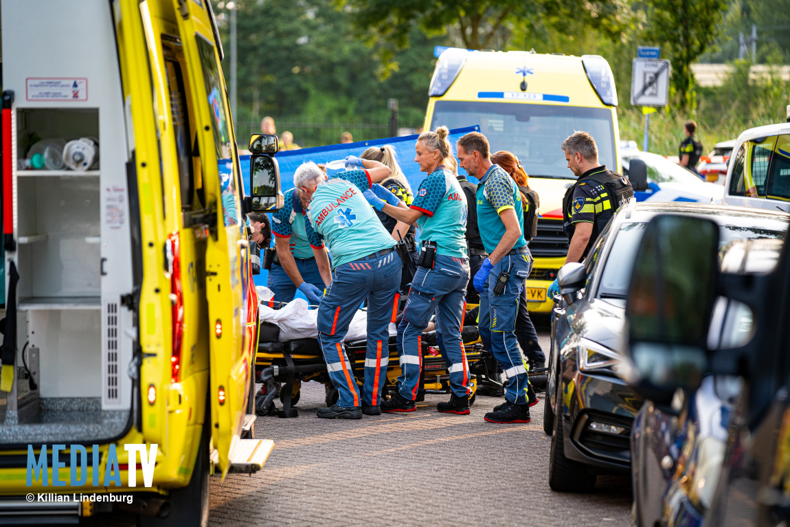 Slachtoffer gereanimeerd na schietpartij, politie op zoek naar minderjarige Sluiskreek Rotterdam