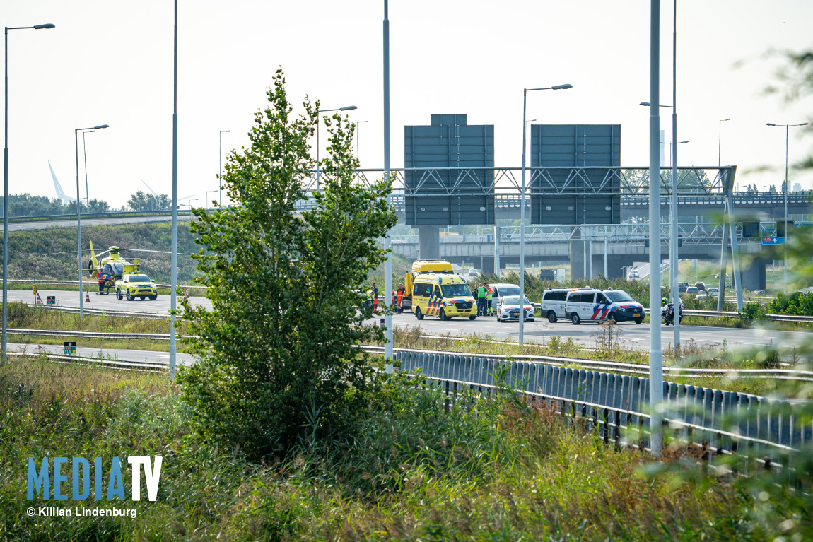 Automobilist gereanimeerd na onwelwording op snelweg A4 Pernis