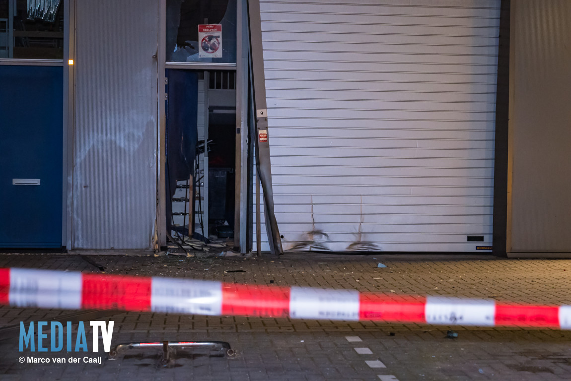 Veel schade na explosie bij bedrijfspand Briljantstraat Bleiswijk