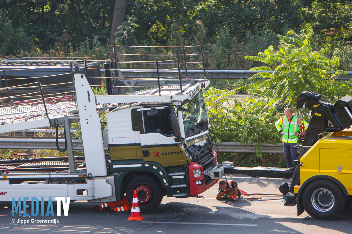 Veel vertraging door ongeval A20 Rotterdam