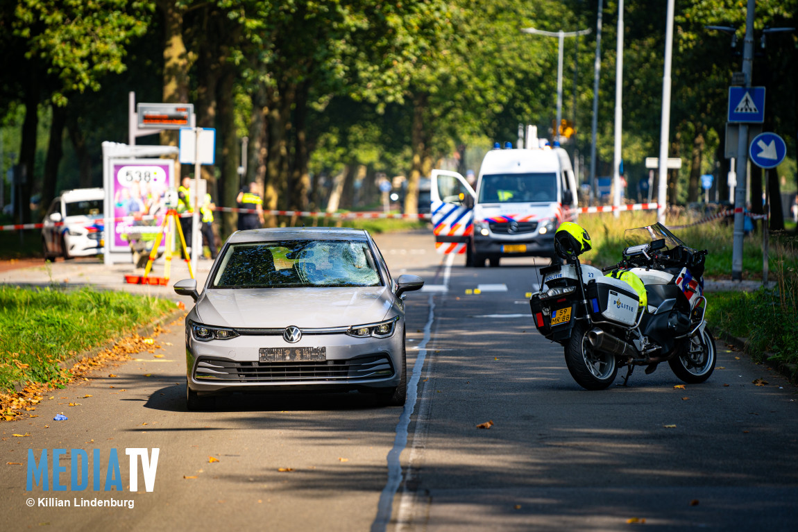 Overstekende voetganger gereanimeerd na aanrijding John Mottweg Rotterdam