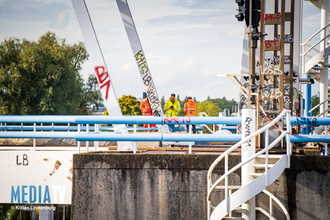 Geen treinverkeer tussen Rotterdam en Schiedam door kapotte brug