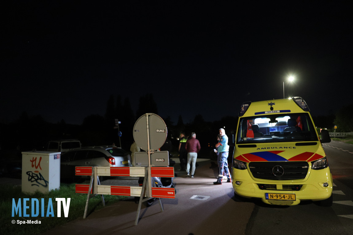 Scooterrijder lichtgewond na aanrijding Grindweg Rotterdam