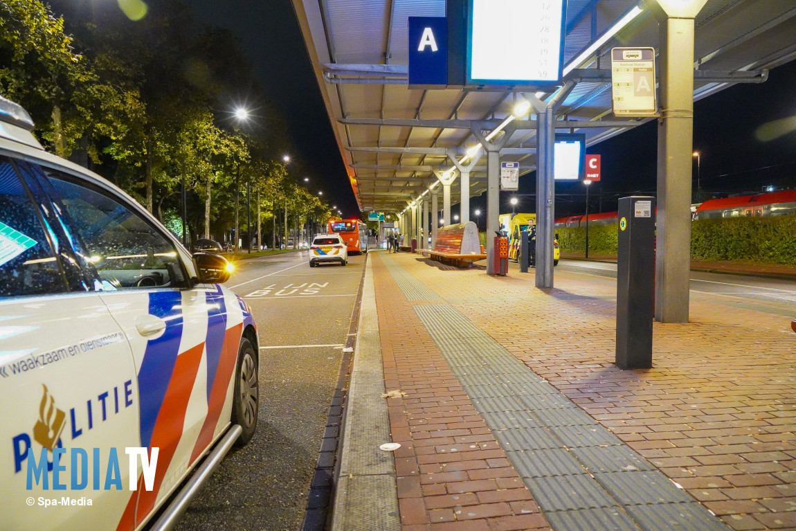 Gewonde en aanhouding na steekincident op busplatform bij station Dordrecht