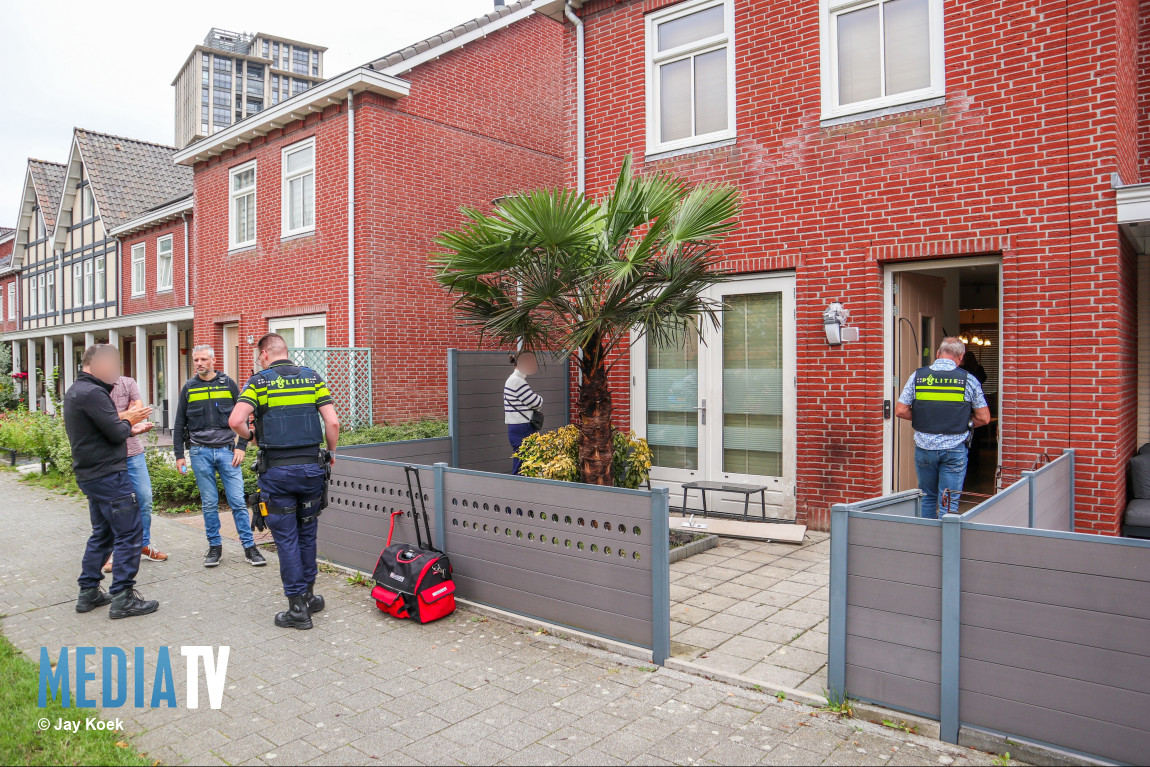 Politieonderzoek in woning Willem Weltevredenlaan Maassluis