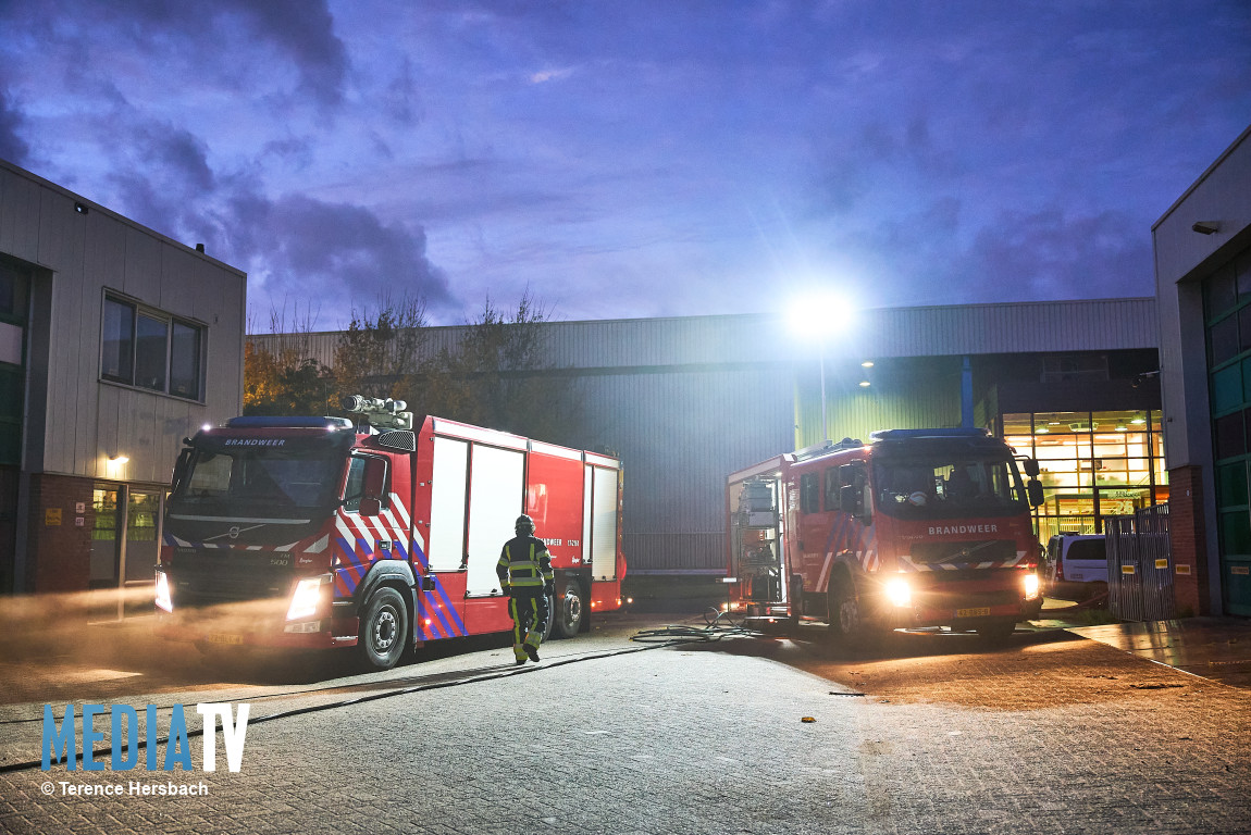 Werkplaats vol rook door brand in afzuiging Klompenmakerstraat Hoogvliet