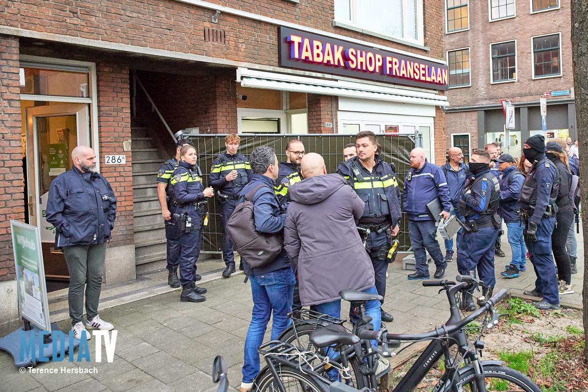 Grote controle in vier winkels op Franselaan Rotterdam