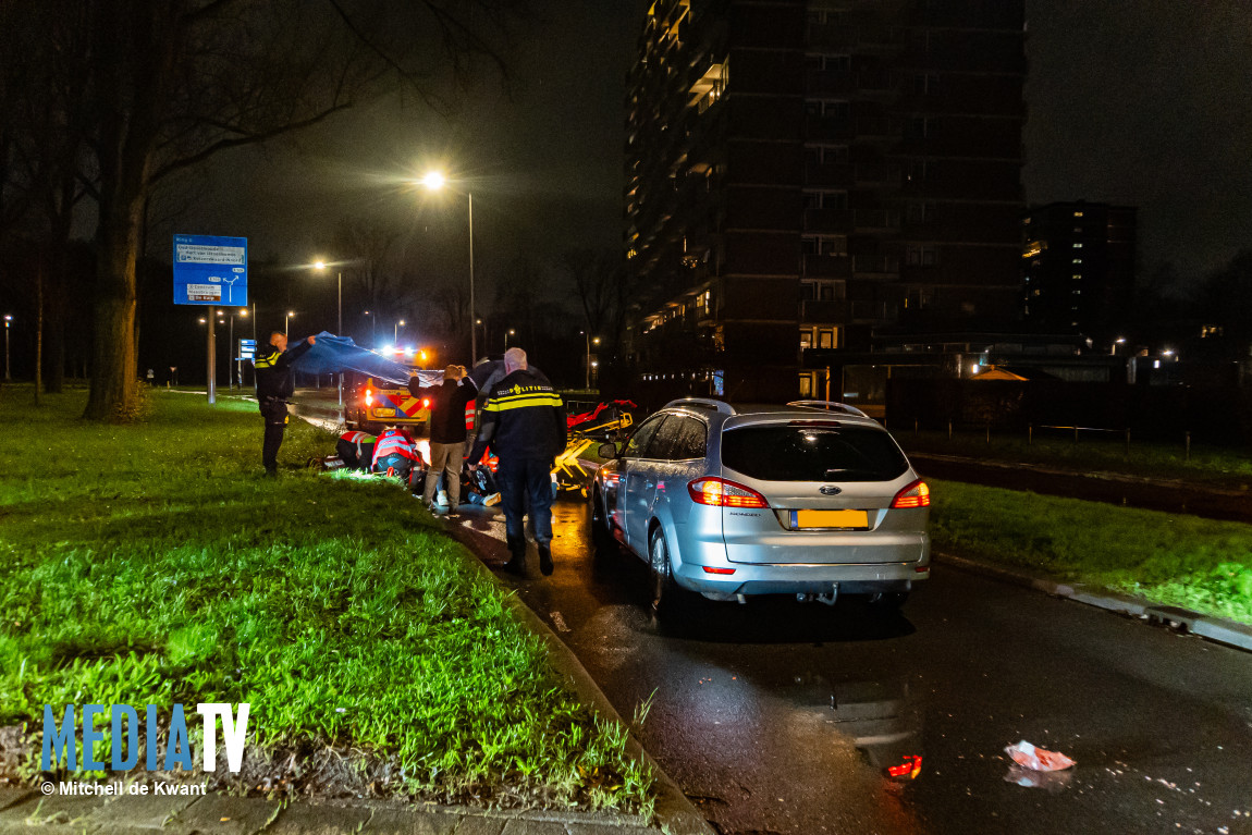 Voetganger gewond na aanrijding op oversteekplaats Klein Nieuwland Rotterdam