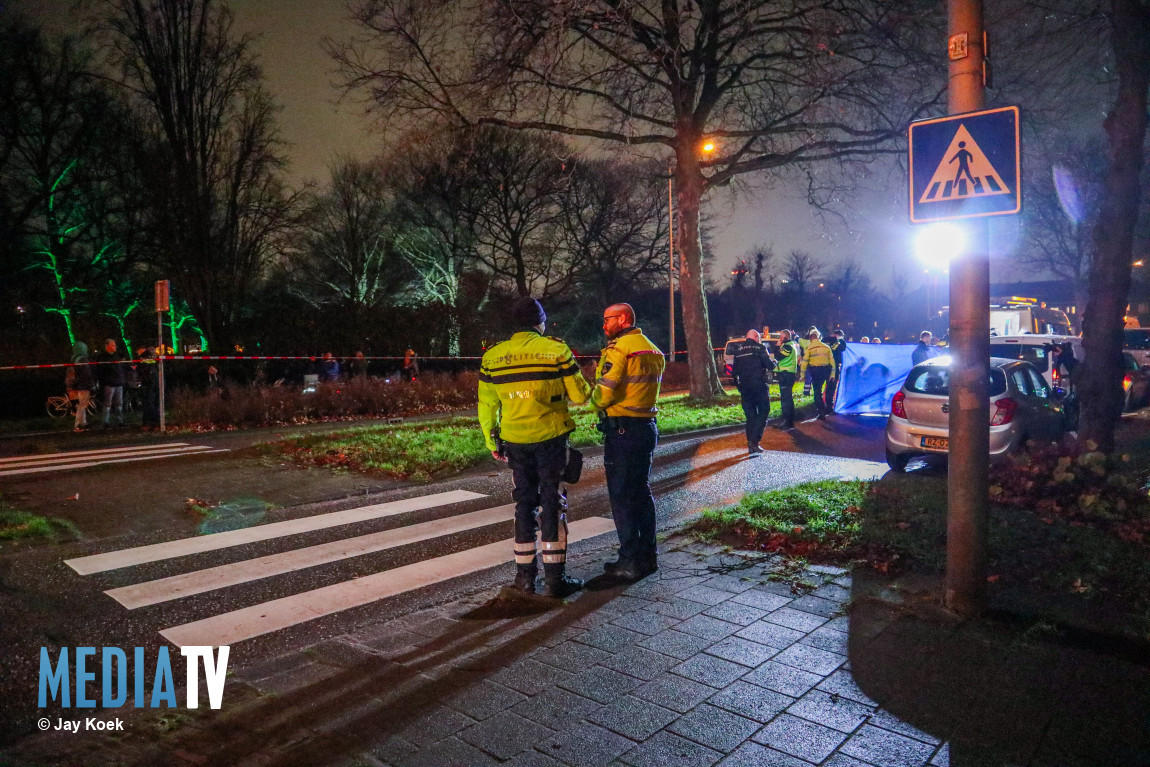 Overstekende voetganger overleden na aanrijding Burgemeester Knappertlaan Schiedam