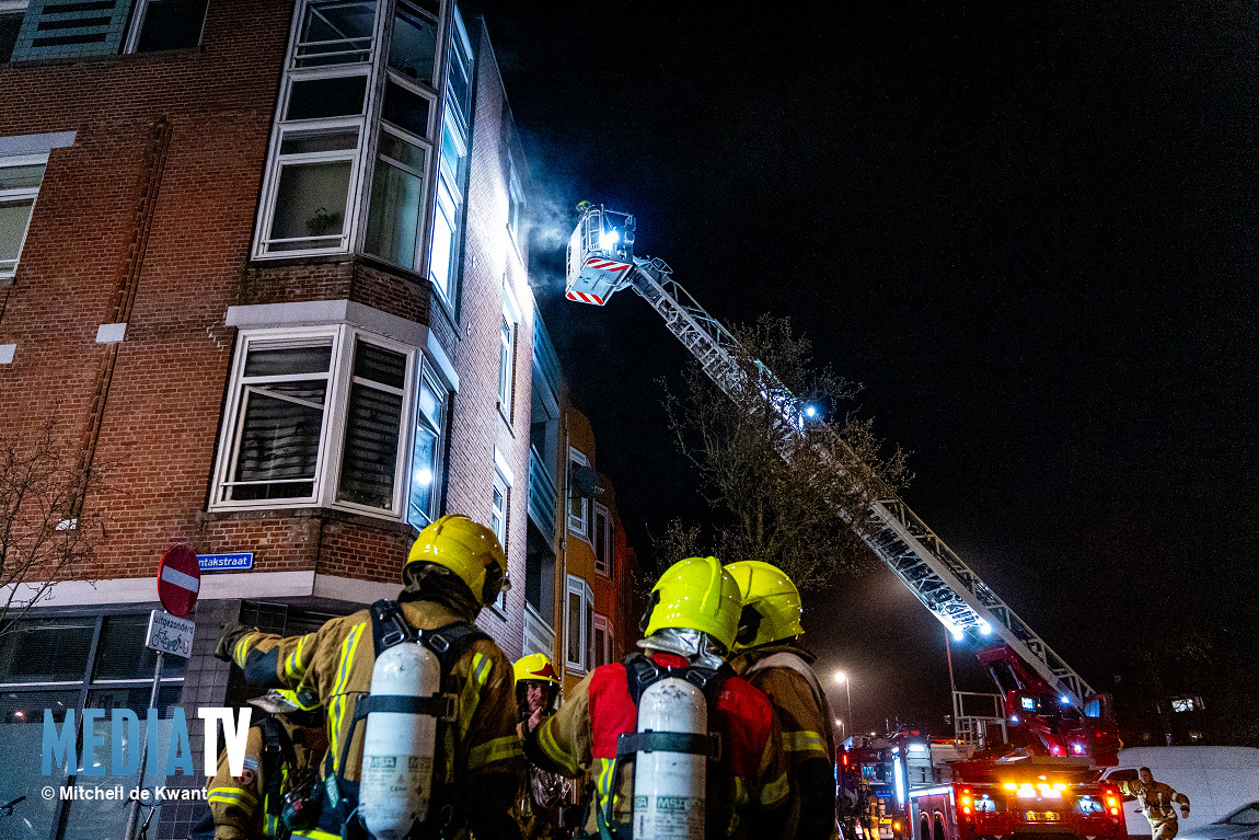 Groot alarm na explosie en brand Marentakstraat Rotterdam