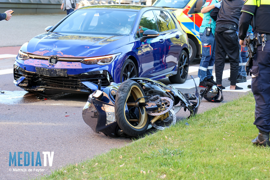 Motorrijder gewond na aanrijding, automobilist onder invloed Oostmolenwerf Rotterdam