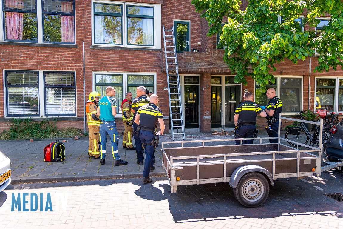 Twee personen zwaargewond na val van balkon Vlaardingerdijk Schiedam