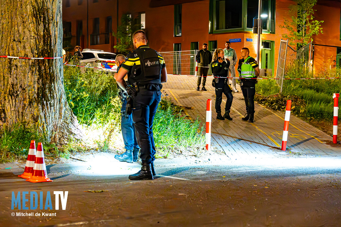 Meerdere hulzen aangetroffen nadat man meermaals in de lucht schiet Tweebosstraat Rotterdam