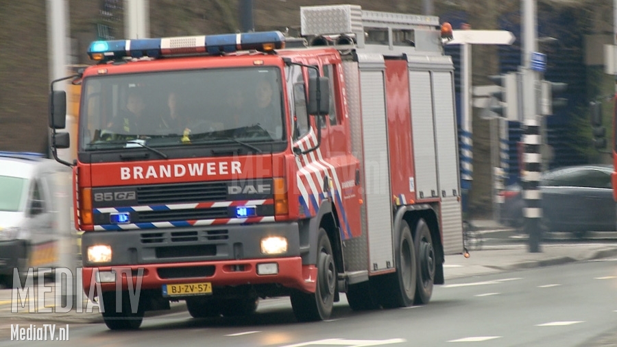 Brand in garagebedrijf Thorbeckestraat Rotterdam