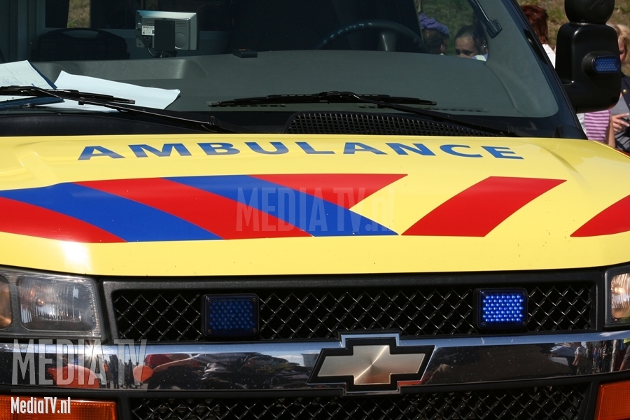 Man aangehouden voor bedreiging ambulancepersoneel Polderlaan Rotterdam