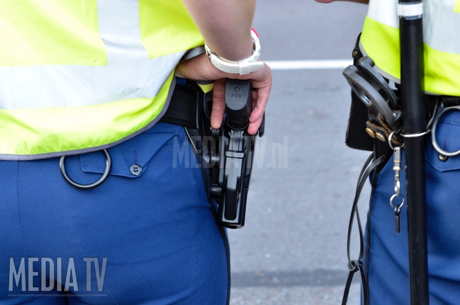 Man met vuurwapen aangehouden op politiebureau Zuidplein