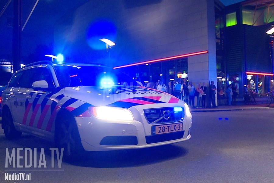 Politie onderzoekt steekpartij Kruiskade Rotterdam