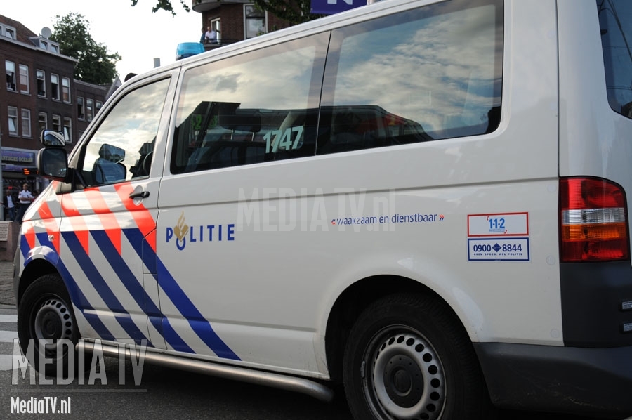 Doorgeladen vuurwapen gevonden bij verkeerscontrole in Rotterdam-Zuid