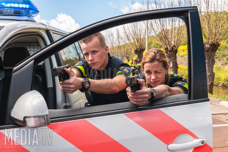 Waarschuwingsschot gelost bij vuurwapenmelding aan de Berkenstein in Rotterdam