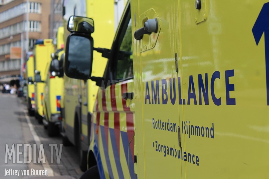 Ambulancepersoneel in Rotterdam voert actie tegen te hoge werkdruk